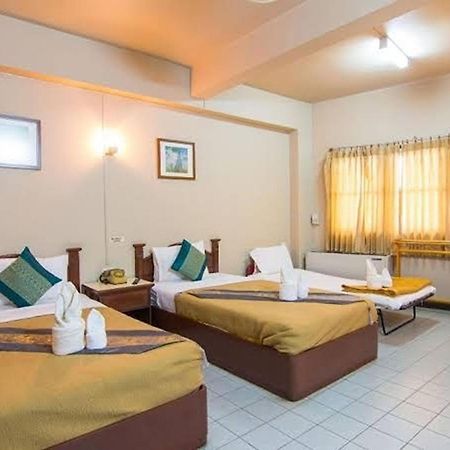 Khelang Nakorn Hotel Лампанг Екстериор снимка