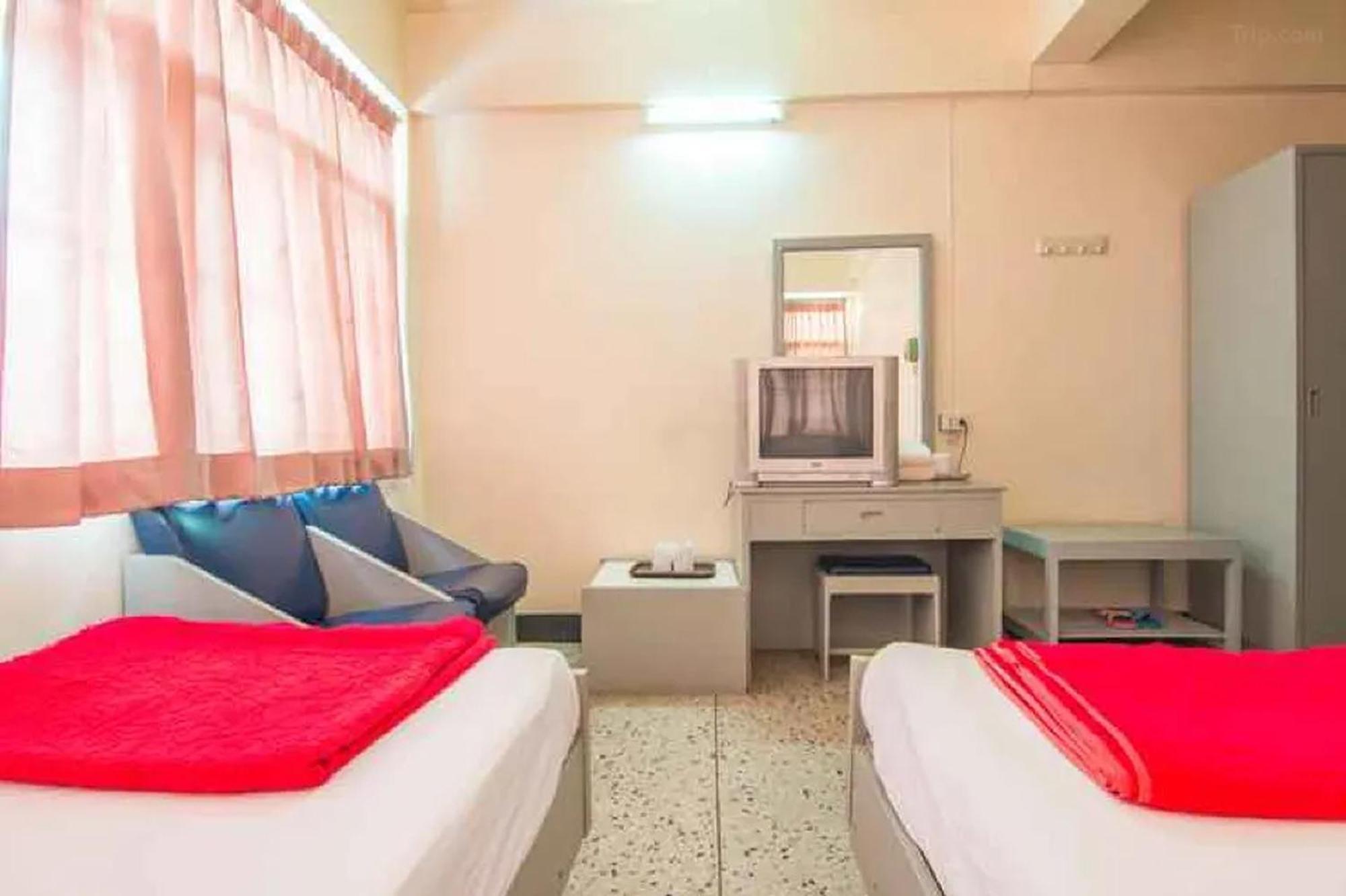 Khelang Nakorn Hotel Лампанг Екстериор снимка