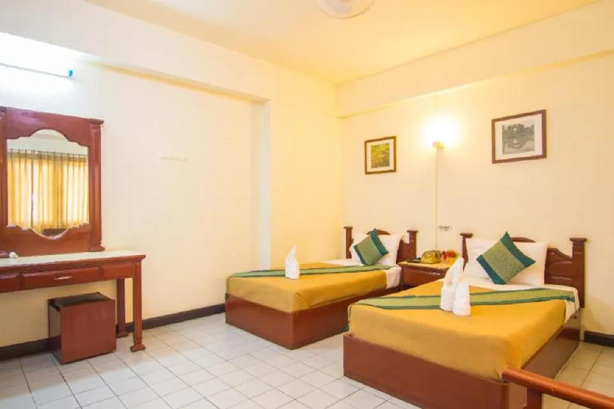 Khelang Nakorn Hotel Лампанг Екстериор снимка