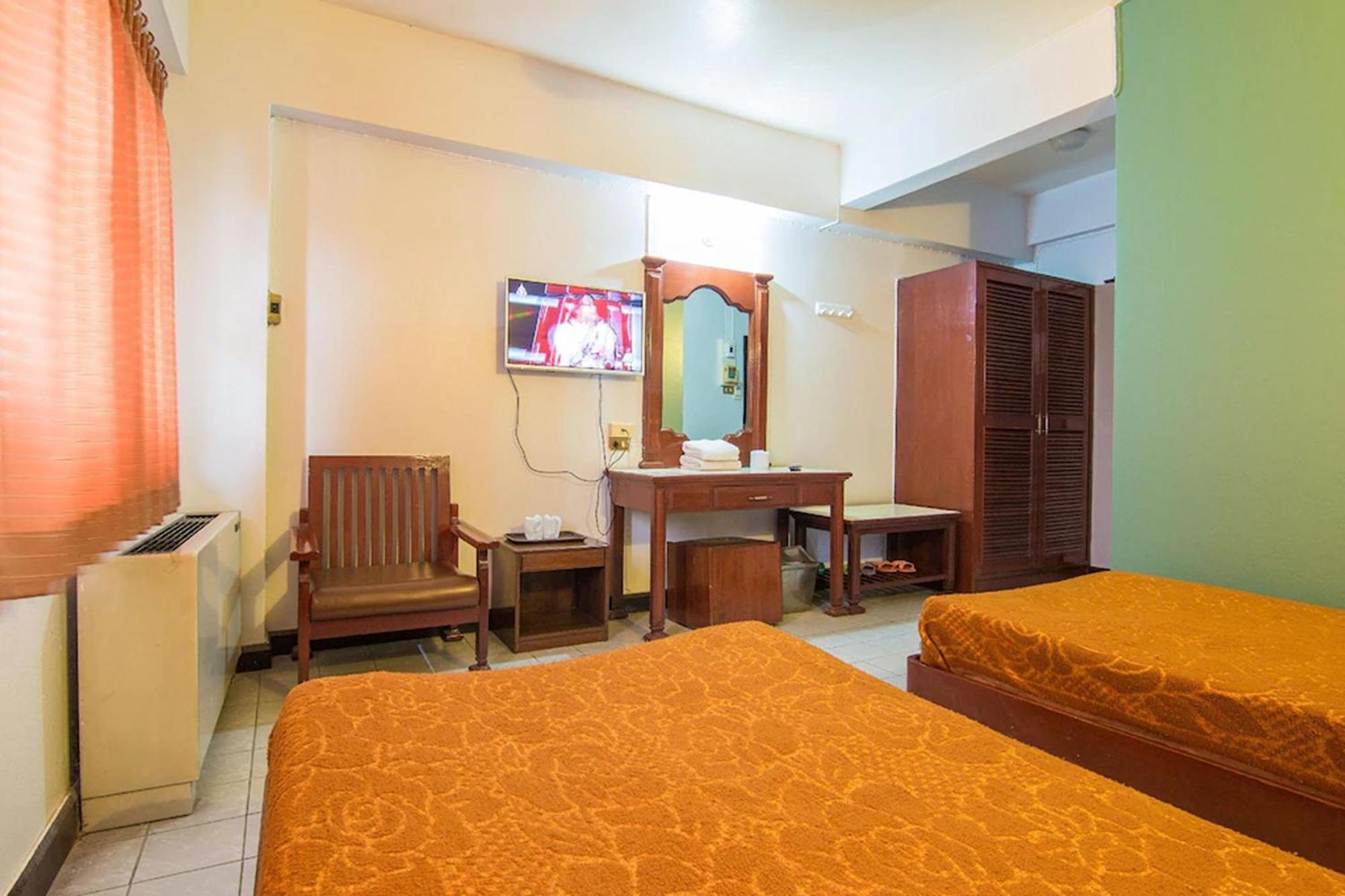 Khelang Nakorn Hotel Лампанг Екстериор снимка