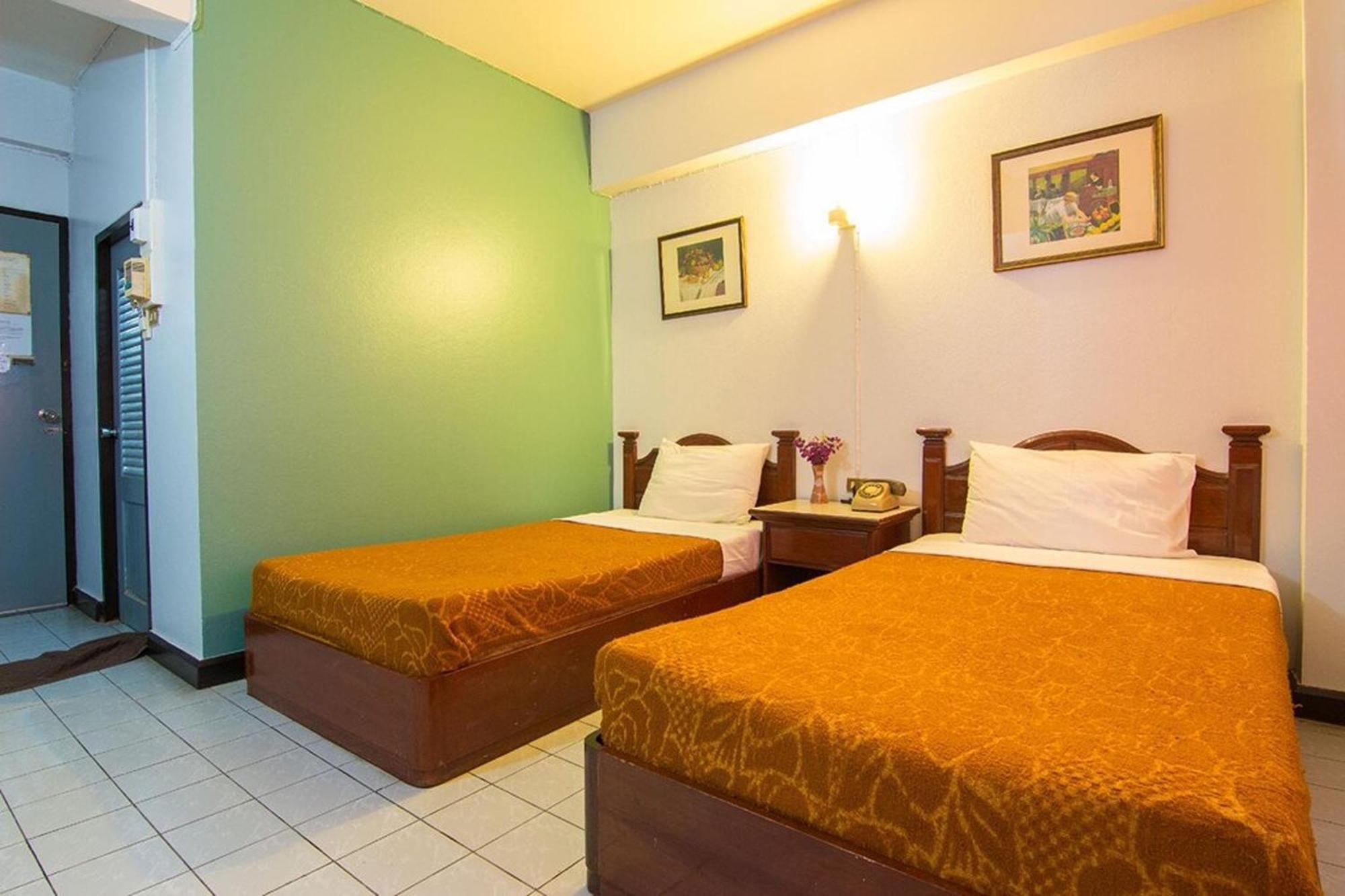 Khelang Nakorn Hotel Лампанг Екстериор снимка