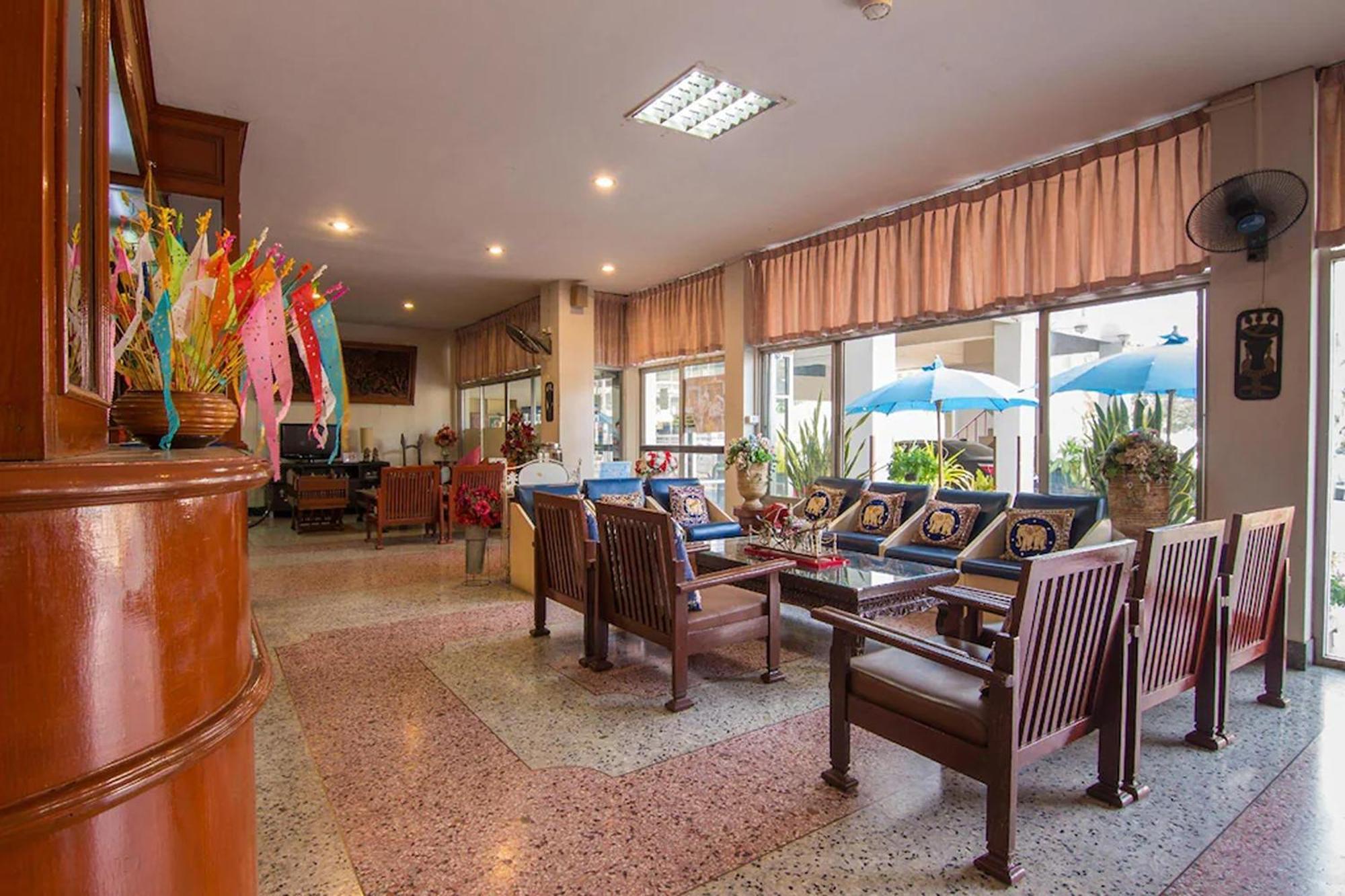 Khelang Nakorn Hotel Лампанг Екстериор снимка