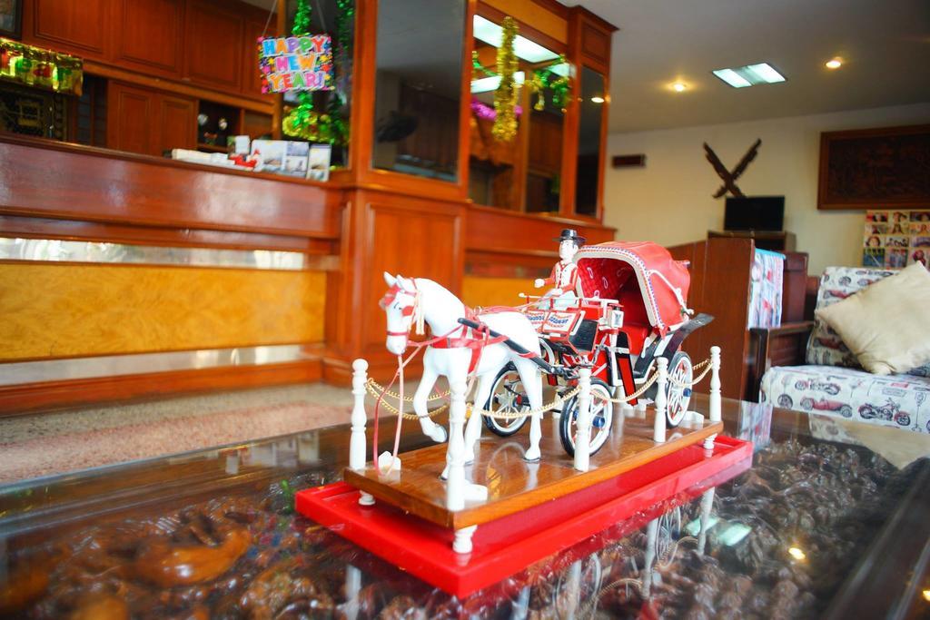 Khelang Nakorn Hotel Лампанг Екстериор снимка