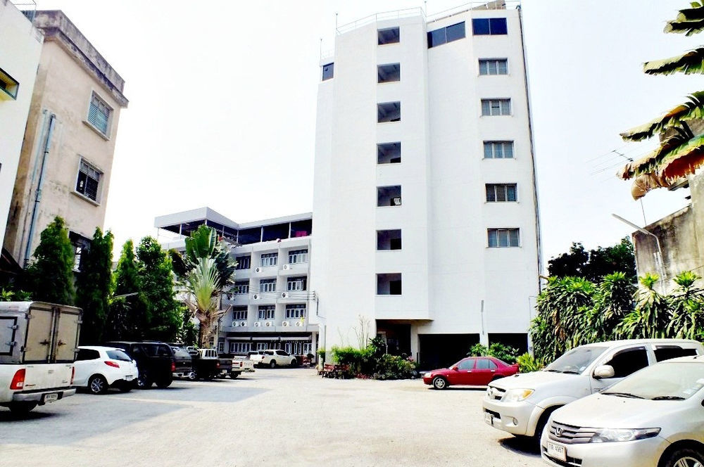 Khelang Nakorn Hotel Лампанг Екстериор снимка