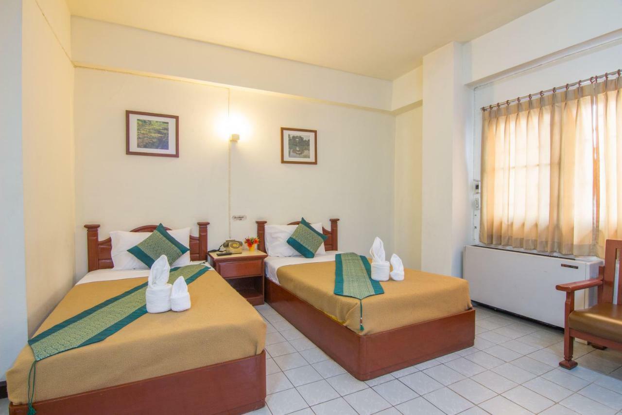 Khelang Nakorn Hotel Лампанг Екстериор снимка